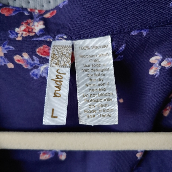 Japna Floral Purple Crop Top - Picture 3 of 4